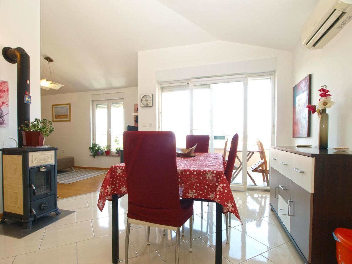 Apartments Majda 1932 Fazana Exterior photo